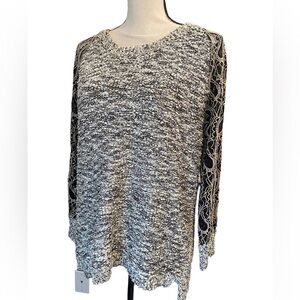 𝅺ANTHROPOLOGIE Escio Tunic Marbled Gray Black Top Lace Sleeves Size Large New